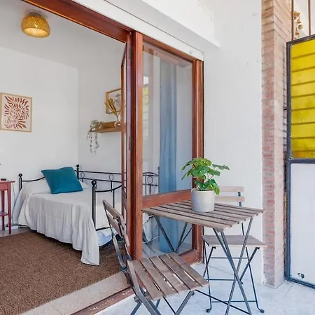 Apartamento Steps From The With Pool & Parking Marbella