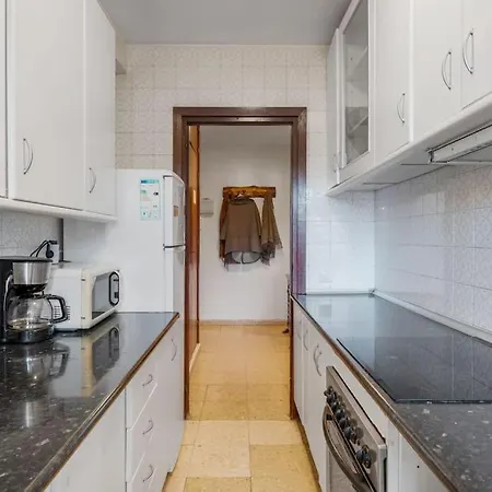 With Free Parking And Pool Apartment Marbella