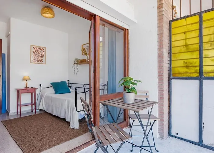 Διαμέρισμα Steps From The With Pool & Parking Μαρμπέλλα
